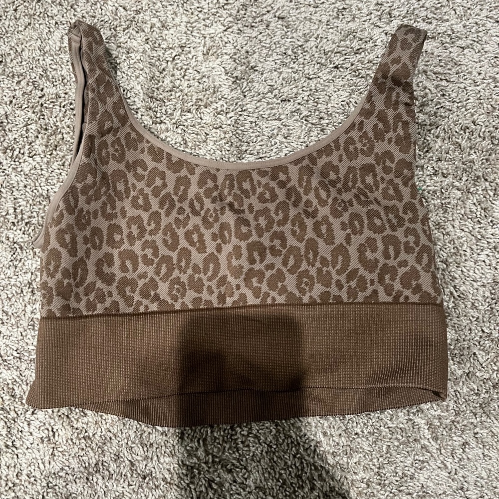 nikibiki top